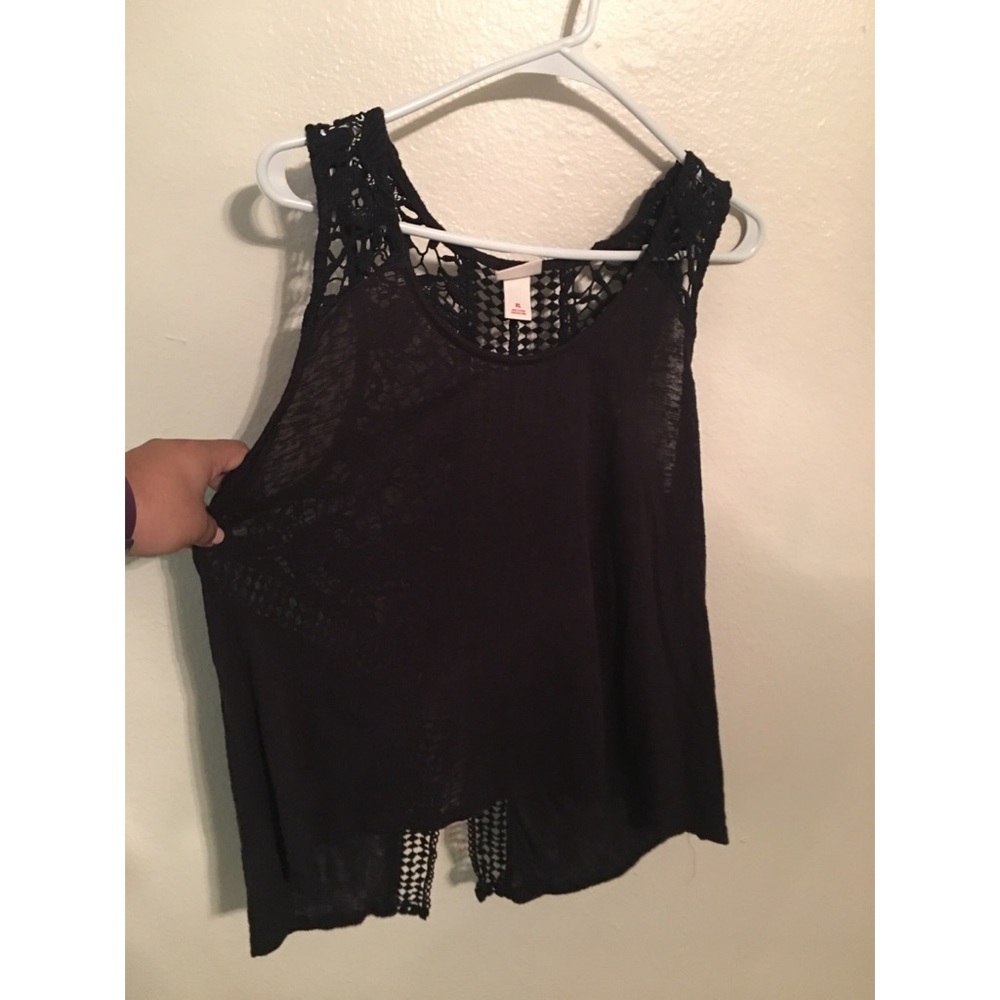 Black shirt